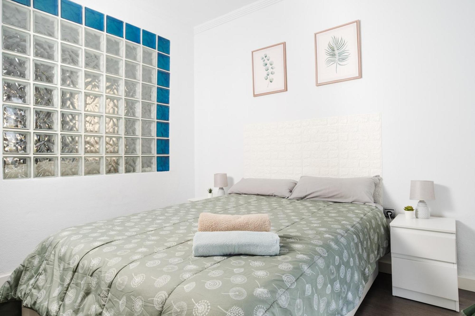 Acogedor Piso Con Balcon Apartment Seville Exterior photo