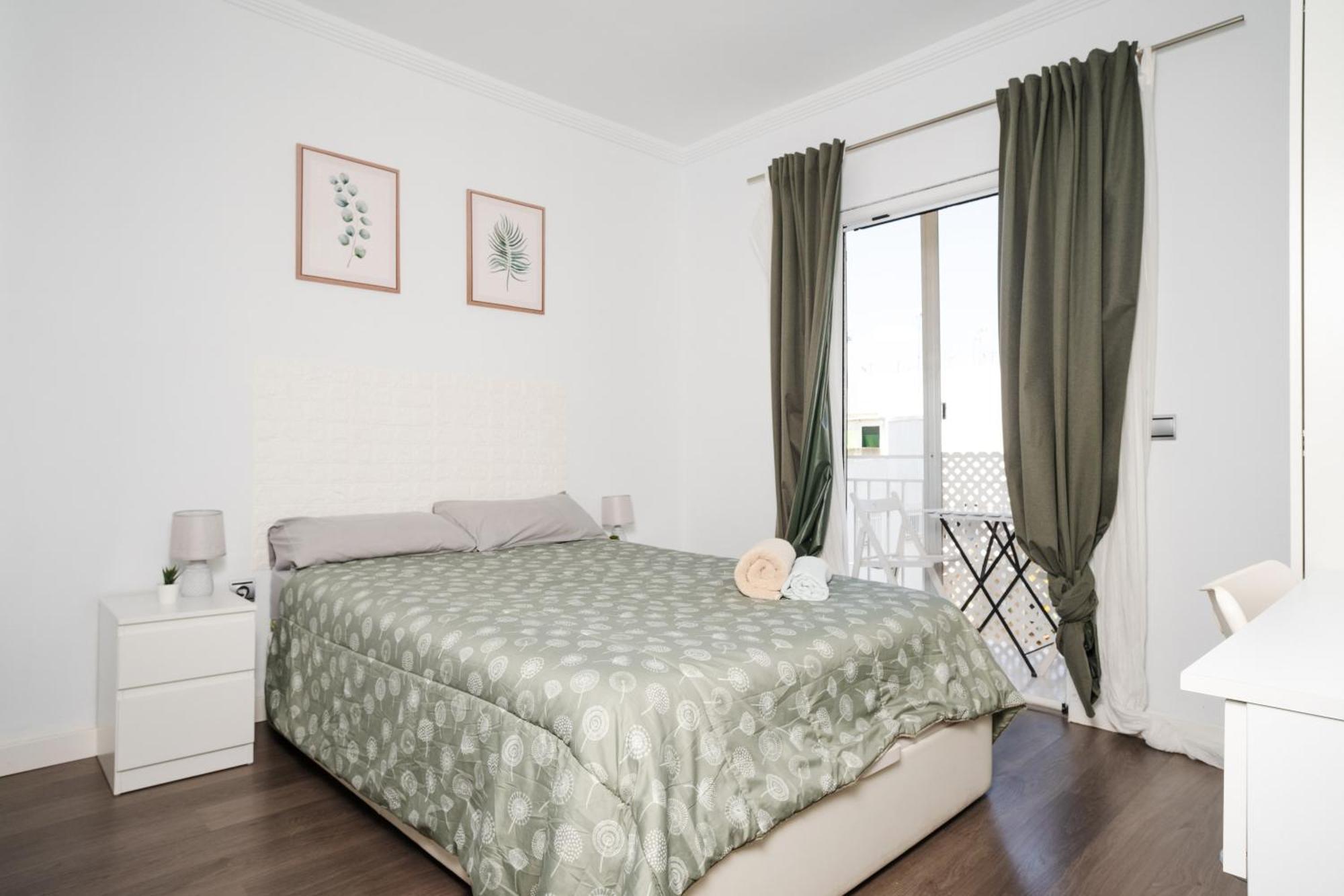 Acogedor Piso Con Balcon Apartment Seville Exterior photo